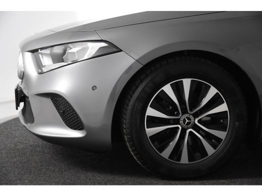 Mercedes-Benz A-Klasse 180 *1ste Eigenaar*Widescreen*Navigatie*Stoelverwarming*PDC* ActivLease financial lease
