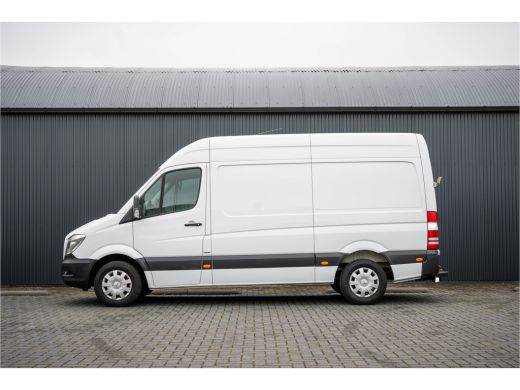 Mercedes-Benz Sprinter 314 CDI L2H2 | EURO 6 | Automaat | Xenon | Camera | Cruise | Navi | Trekhaak ActivLease financial lease