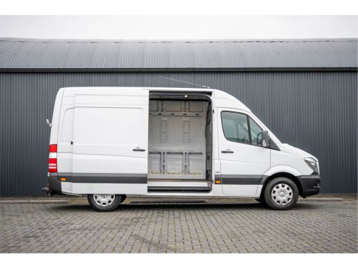 Mercedes-Benz Sprinter 314 CDI L2H2 | EURO 6 | Automaat | Xenon | Camera | Cruise | Navi | Trekhaak ActivLease financial lease