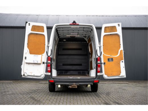 Mercedes-Benz Sprinter 314 CDI L2H2 | EURO 6 | Automaat | Xenon | Camera | Cruise | Navi | Trekhaak ActivLease financial lease