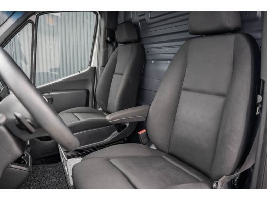 Mercedes-Benz Sprinter 315 CDI L2H2 | Automaat | Mbux | Camera | 1ste Eigenaar | Cruise | PDC | Climatronic ActivLease financial lease