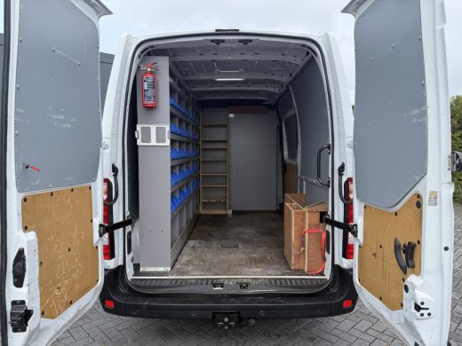 Opel Movano 2.3 Turbo 150 PK / L2H2 / 1e EIG. / TREKHAAK / 3-ZITS / AIRCO / CRUISE / INRICHTING / LED / 2500 ... ActivLease financial lease