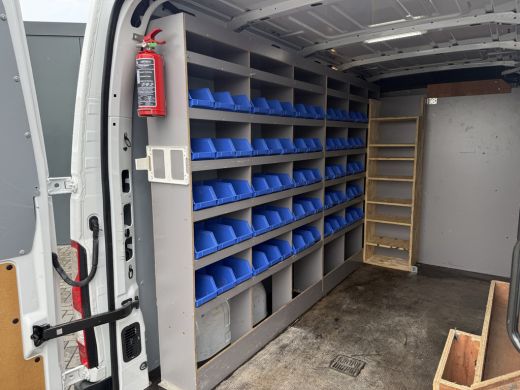 Opel Movano 2.3 Turbo 150 PK / L2H2 / 1e EIG. / TREKHAAK / 3-ZITS / AIRCO / CRUISE / INRICHTING / LED / 2500 ... ActivLease financial lease
