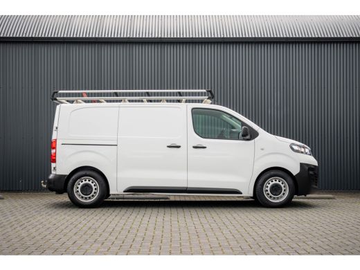 Opel Vivaro 1.5 L2H1 | 120 PK | 1ste Eigenaar | Cruise | Airco | Trekhaak | Imperiaal ActivLease financial lease