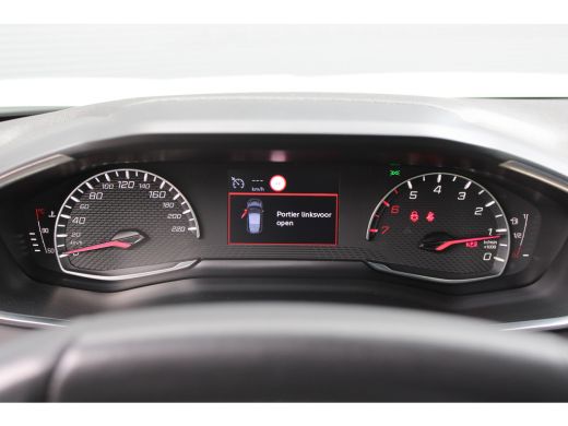 Peugeot 2008 1.2 PureTech Allure Pack | Navigatie | Camera | Trekhaak | NL auto | Apple carplay | Keyless | Bl... ActivLease financial lease