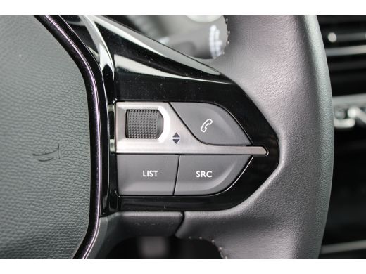 Peugeot 2008 1.2 PureTech Allure Pack | Navigatie | Camera | Trekhaak | NL auto | Apple carplay | Keyless | Bl... ActivLease financial lease