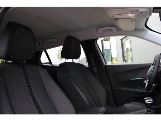 Peugeot 2008 1.2 PureTech Allure Pack | Navigatie | Camera | Trekhaak | NL auto | Apple carplay | Keyless | Bl... ActivLease financial lease