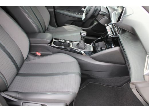 Peugeot 2008 1.2 PureTech Allure Pack | Navigatie | Camera | Trekhaak | NL auto | Apple carplay | Keyless | Bl... ActivLease financial lease