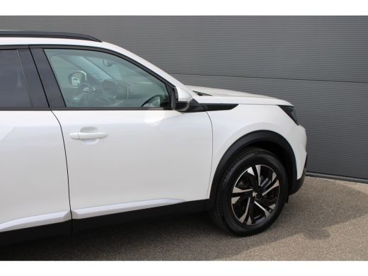 Peugeot 2008 1.2 PureTech Allure Pack | Navigatie | Camera | Trekhaak | NL auto | Apple carplay | Keyless | Bl... ActivLease financial lease