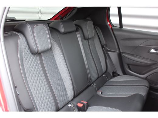Peugeot 208 1.2 PURETECH 100PK ALLURE / NAVI / LEDER / CLIMA / PDC / 16" LMV / CAMERA / WINTERPAKKET / CRUISE... ActivLease financial lease