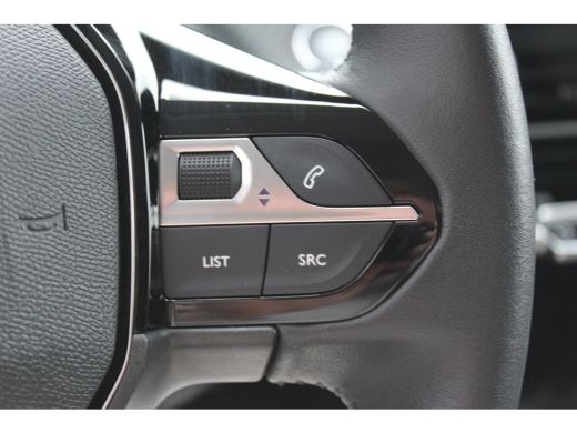 Peugeot 208 1.2 PURETECH 100PK ALLURE / NAVI / LEDER / CLIMA / PDC / 16" LMV / CAMERA / WINTERPAKKET / CRUISE... ActivLease financial lease