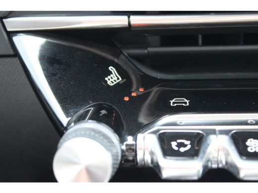Peugeot 208 1.2 PURETECH 100PK ALLURE / NAVI / LEDER / CLIMA / PDC / 16" LMV / CAMERA / WINTERPAKKET / CRUISE... ActivLease financial lease