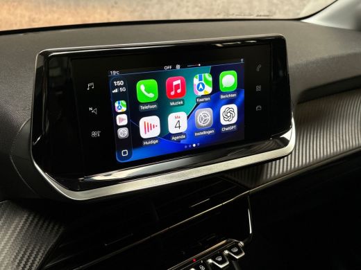 Peugeot 208 1.2 PureTech Deluxe (APPLE CARPLAY, GROOT NAVI, CRUISE, SPORTSTOELEN, LANE ASSIST, LEDER STUURWIE... ActivLease financial lease