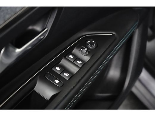 Peugeot 3008 1.6 HYbrid 225 Allure Pack Business | Voorstoelen verwarmd | Navi | Camera | Cruise | Dodehoek De... ActivLease financial lease