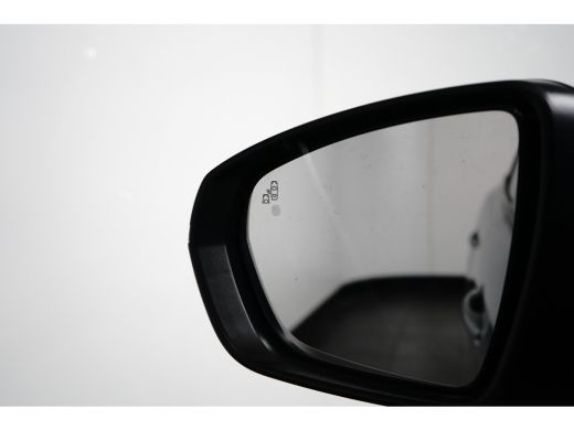 Peugeot 3008 1.6 HYbrid 225 Allure Pack Business | Voorstoelen verwarmd | Navi | Camera | Cruise | Dodehoek De... ActivLease financial lease