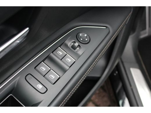 Peugeot 5008 SUV 1.2 PureTech 130pk EAT8 GT 7p | Automaat | Navigatie | Camera | Black Pack | Stoelverwarming ... ActivLease financial lease