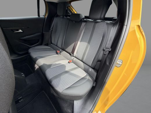 Peugeot e-208 EV Allure 50 kWh SOH 98,2% / Fabrieksgarantie / Warmtepomp / 3 Fase / Apple & Android / 1e Eigena... ActivLease financial lease