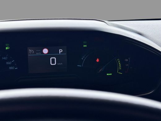 Peugeot e-208 EV Allure 50 kWh SOH 98,2% / Fabrieksgarantie / Warmtepomp / 3 Fase / Apple & Android / 1e Eigena... ActivLease financial lease