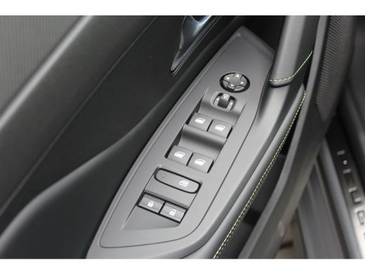 Peugeot e-308 GT 54 kWh Automaat | Bekleding Alcantara/kunstleder ActivLease financial lease