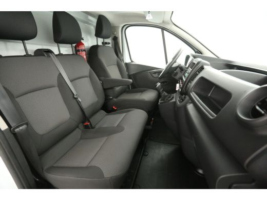 Renault Trafic 1.6 dCi L1H1 | Airco | Cruise | 3 Zits | Trekhaak | Parkeersens. ActivLease financial lease