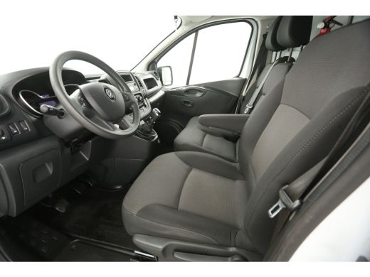 Renault Trafic 1.6 dCi L1H1 | Airco | Cruise | 3 Zits | Trekhaak | Parkeersens. ActivLease financial lease