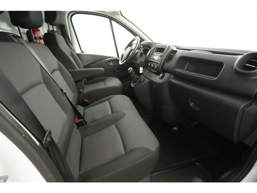 Renault Trafic 1.6 dCi L1H1 | Airco | Cruise | 3 Zits | Trekhaak | Parkeersens. ActivLease financial lease