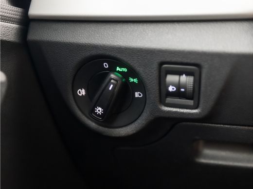 Skoda Kamiq 1.0 TSI Sport (VIRTUAL COCKPIT, APPLE CARPLAY, GROOT NAVI, PARKEERSENSOREN, SPORTSTOELEN, GETINT ... ActivLease financial lease