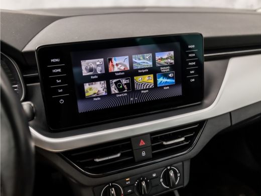 Skoda Kamiq 1.0 TSI Sport (VIRTUAL COCKPIT, APPLE CARPLAY, GROOT NAVI, PARKEERSENSOREN, SPORTSTOELEN, GETINT ... ActivLease financial lease