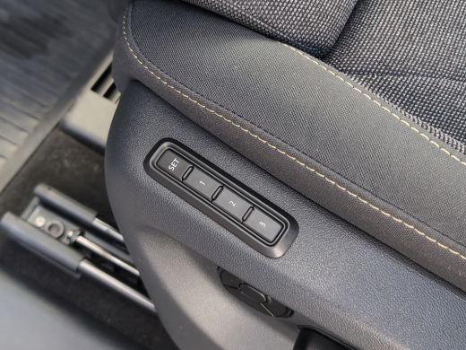 Skoda Kodiaq 1.5 TSI MHEV Business Edition | Adap. Cruise Control | Camera | Stoelverwarming | CarPlay | ActivLease financial lease