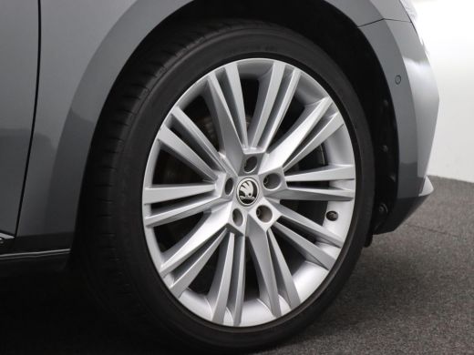 Skoda Superb Combi 1.4 TSI iV Laurin & Klement 218PK DSG SOH 92,8%, Panoramadak, Trekhaak, Canton Audio, Keyle... ActivLease financial lease