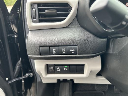 Suzuki Swift 1.2 Select Smart Hybrid ActivLease financial lease