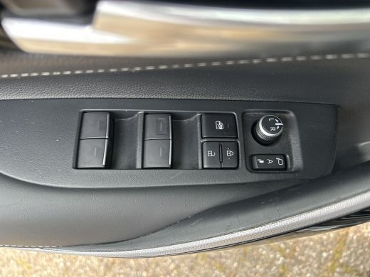 Toyota Corolla Touring Sports 1.8 Hybrid Dynamic ActivLease financial lease
