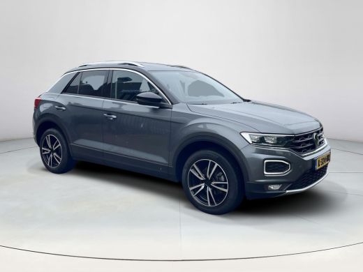 Volkswagen T-Roc 1.0 TSI Style Business | BTW ! ! | Panoramaschuif dak | Elk achterklep | Digital dashboard | ActivLease financial lease