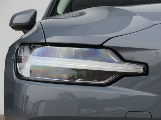 Volvo  V60 2.0 B3 Momentum Business | TREKHAAK | ADAPTIVE CRUISE | STUUR+STOELVERWARMING | CAMERA | PARKEERS... ActivLease financial lease