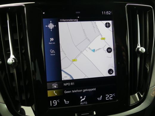 Volvo  V60 2.0 B3 Momentum Business | TREKHAAK | ADAPTIVE CRUISE | STUUR+STOELVERWARMING | CAMERA | PARKEERS... ActivLease financial lease