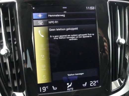 Volvo  V60 2.0 B3 Momentum Business | TREKHAAK | ADAPTIVE CRUISE | STUUR+STOELVERWARMING | CAMERA | PARKEERS... ActivLease financial lease