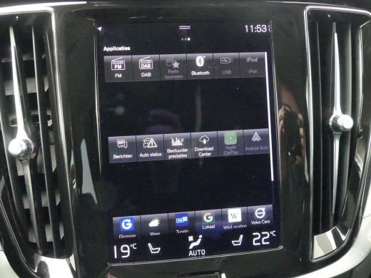 Volvo  V60 2.0 B3 Momentum Business | TREKHAAK | ADAPTIVE CRUISE | STUUR+STOELVERWARMING | CAMERA | PARKEERS... ActivLease financial lease