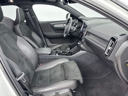 Volvo  XC40 T5 Recharge R-Design | 19" | Leder/Nubuck | Panoramadak | Trekhaak | Stoel/Stuurverwarming | Park... ActivLease financial lease