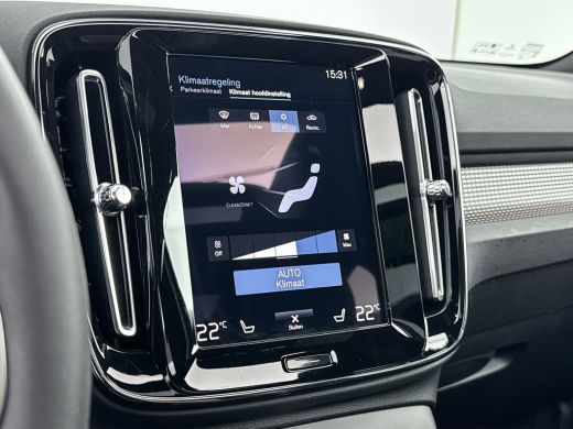 Volvo  XC40 T5 Recharge R-Design | 19" | Leder/Nubuck | Panoramadak | Trekhaak | Stoel/Stuurverwarming | Park... ActivLease financial lease