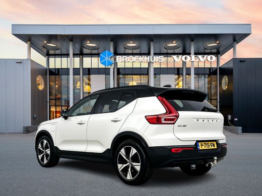 Volvo  XC40 T5 Recharge R-Design | 19" | Leder/Nubuck | Panoramadak | Trekhaak | Stoel/Stuurverwarming | Park... ActivLease financial lease