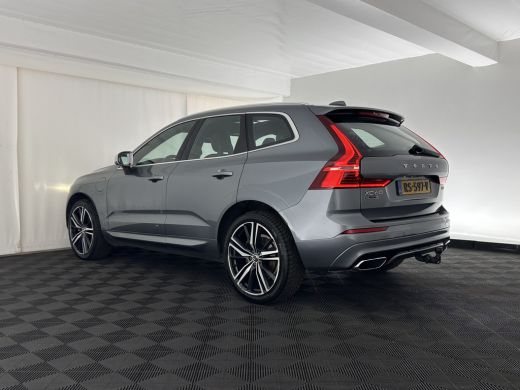 Volvo  XC60 2.0 T8 Twin Engine AWD R-Design (INCL.BTW) *PANO | LEATHER-MICROFIBRE | FULL-LED | KEYLESS | AIR-... ActivLease financial lease
