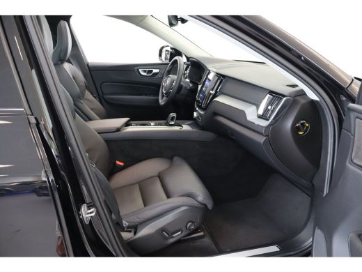 Volvo  XC60 T6 350PK Ultra Dark | 360&deg; | Trekhaak | Head-up | Adap Cruise | HK Audio | Memory | 20'' ActivLease financial lease