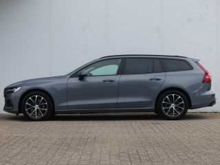 Volvo  V60 2.0 B3 Momentum Business | TREKHAAK | ADAPTIVE CRUISE | STUUR+STOELVERWARMING | CAMERA | PARKEERS...