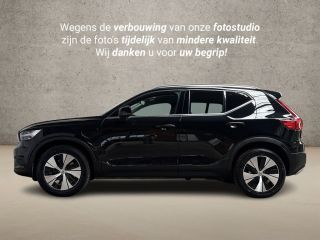 Volvo  XC40 1.5 T4 Recharge Inscription 211Pk Automaat (APPLE CARPLAY, GROOT NAVI, GETINT GLAS, TREKHAAK, SPO...