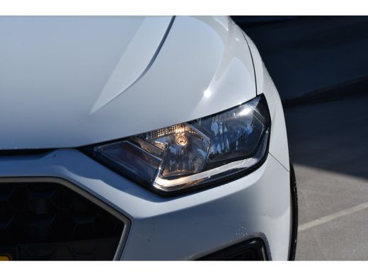 Audi A1 Sportback Sportback 30 TFSI Advanced epic | Cruise Control | Apple Carplay & Android Auto | 17 inch lichtme... ActivLease financial lease