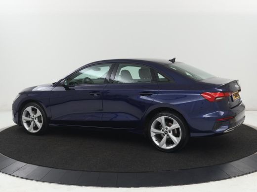 Audi A3 30 TFSI Advanced edition | Stoelverwarming | Adaptive cruise | Keyless | Camera | Carplay | Audi ... ActivLease financial lease
