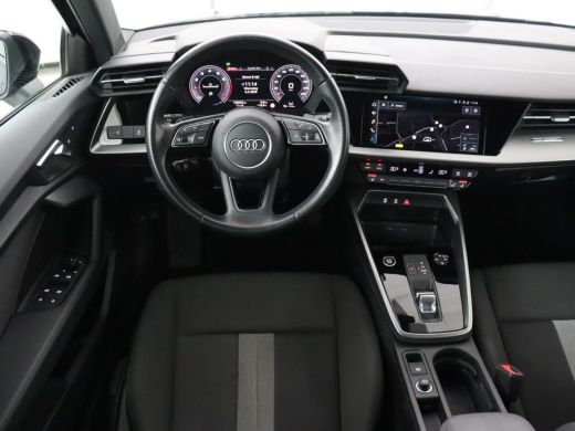 Audi A3 30 TFSI Advanced edition | Stoelverwarming | Adaptive cruise | Keyless | Camera | Carplay | Audi ... ActivLease financial lease