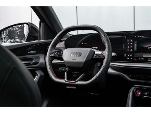 Audi SQ5 3.0 TFSI 367PK | UNIEK IN NEDERLAND! | Trekhaak | Panorama Dak | B&O | Luchtvering | Head-up Disp... ActivLease financial lease