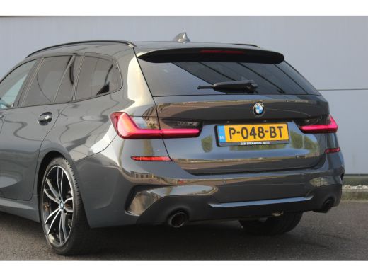 BMW 3 Serie 3-serie Touring 320i Business Ed. M-Sport | Leder | Trekh. | 19" LMV | Climate & Cruise C. | Navi... ActivLease financial lease