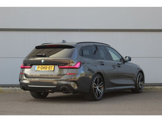 BMW 3 Serie 3-serie Touring 320i Business Ed. M-Sport | Leder | Trekh. | 19" LMV | Climate & Cruise C. | Navi... ActivLease financial lease